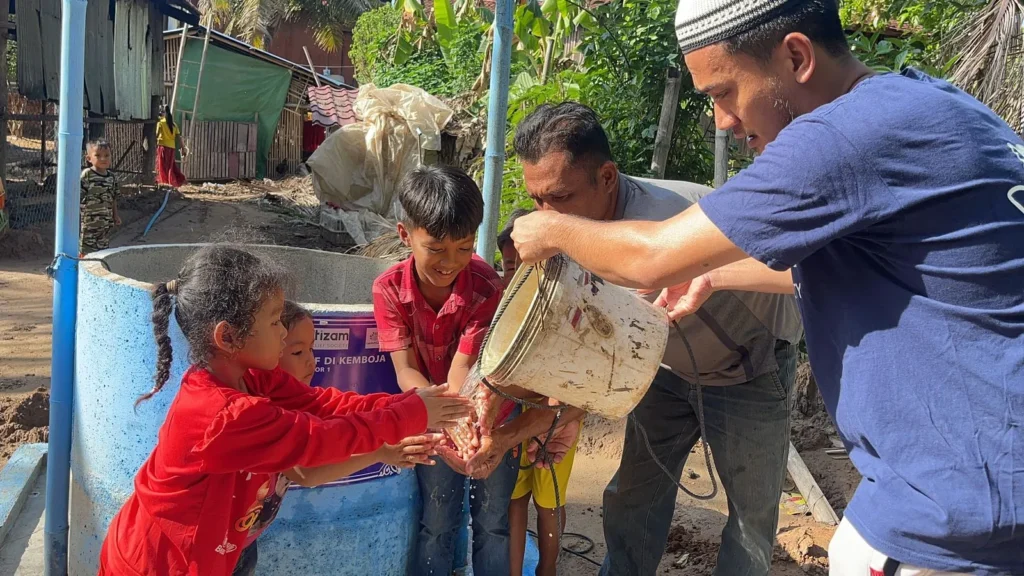 Cambodia Ring Well -2