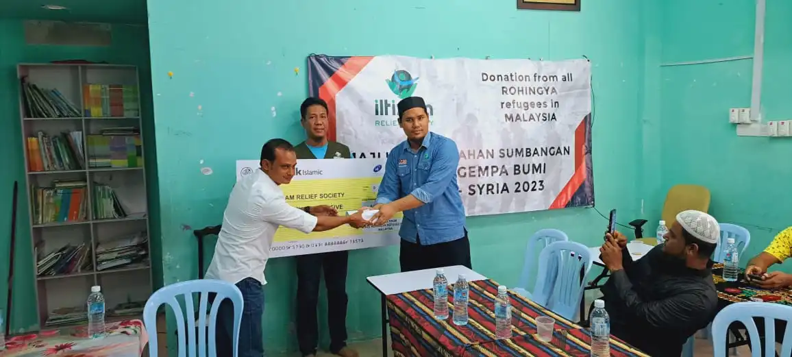 Receiving Donation from the Rohingyas in Malaysia for the Earthquake Victims in Syria and Turkiye